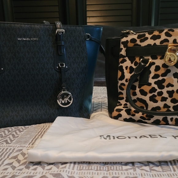 Rare & HTF Michael Kors Leopard Haircalf Hamilton - 2015 Holiday Edition - Picture 9 of 14